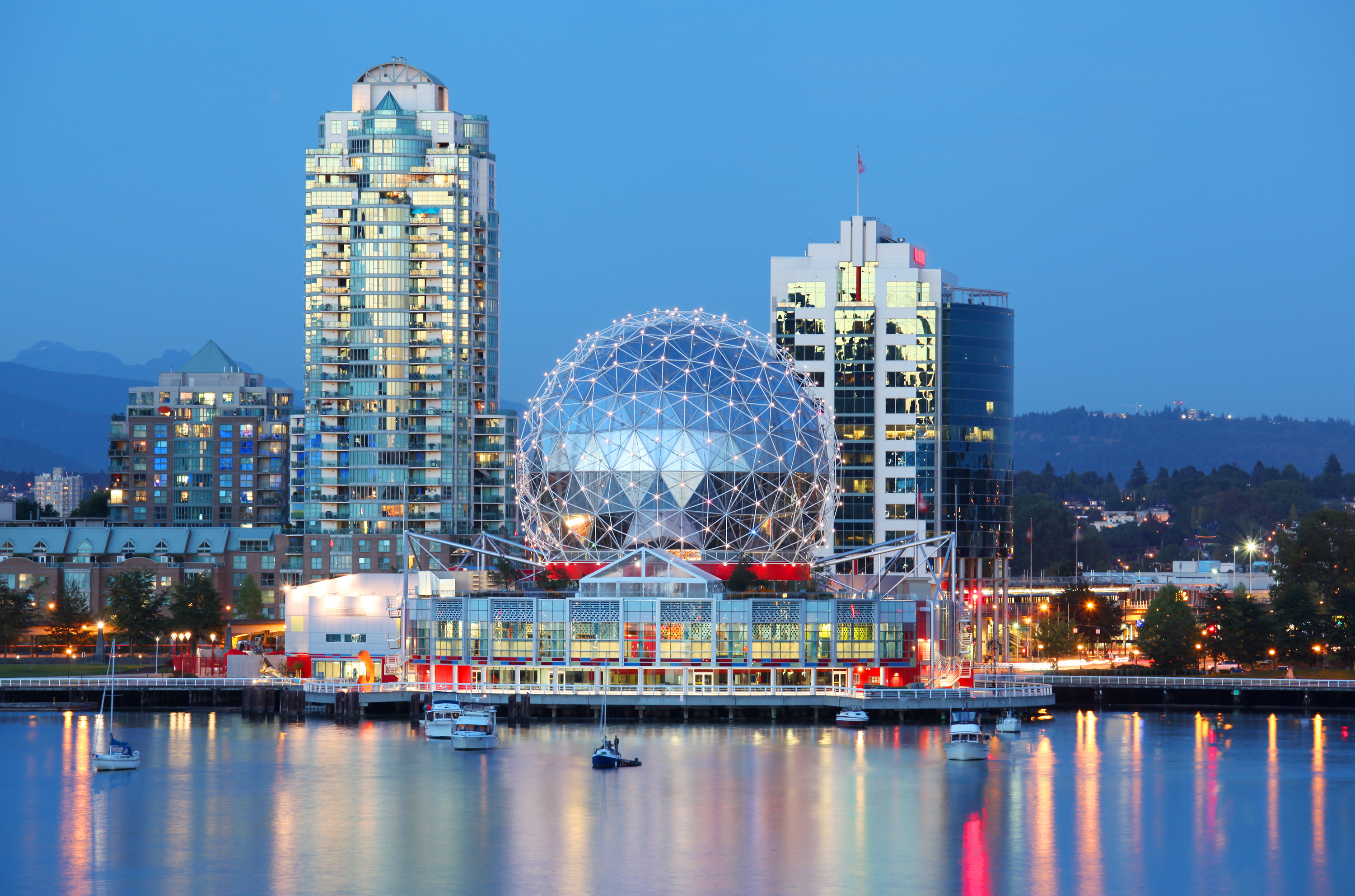 Vancouver canada. Ванкувер Канада. Музей мир науки в Ванкувере. Ванкувер (город в Канаде) достопримечательности. Ванкувер город в Канаде Канада Плейс.